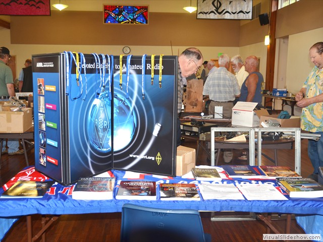 ARRL Table..Did you get your lanyard!